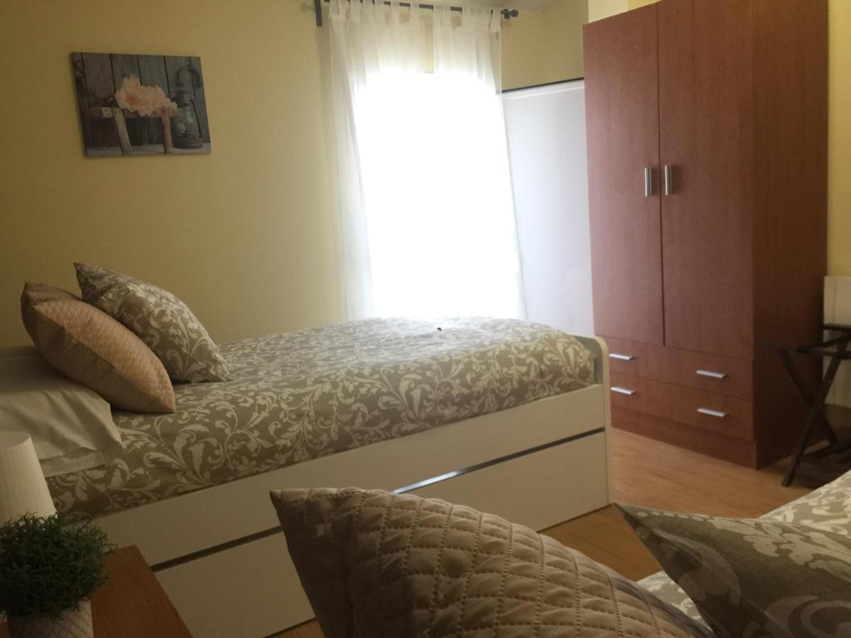 Apartamentos Turisticos Clavero 2 Plasencia Ngoại thất bức ảnh